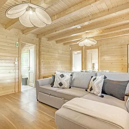 Cozy Wood Cabin, Casino, Pool, 25 Min To Center