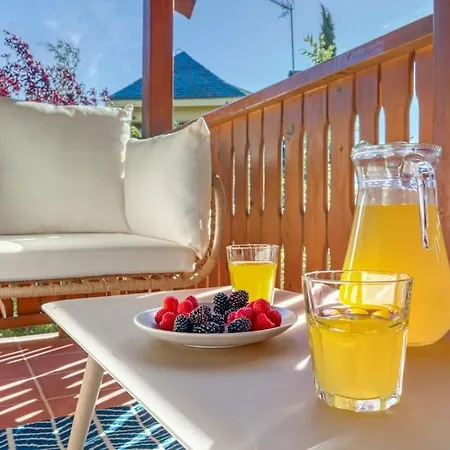 Cozy Wood Cabin, Casino, Pool, 25 Min To Center Villa *