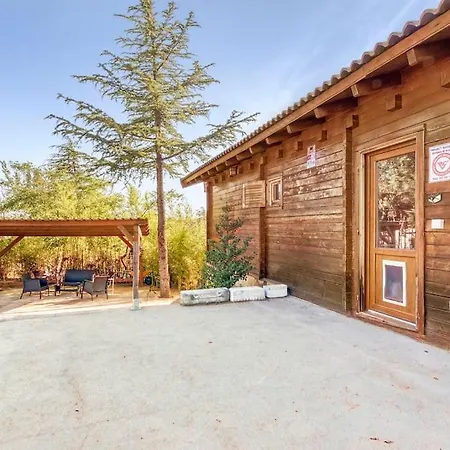 Cozy Wood Cabin, Casino, Pool, 25 Min To Center Madri