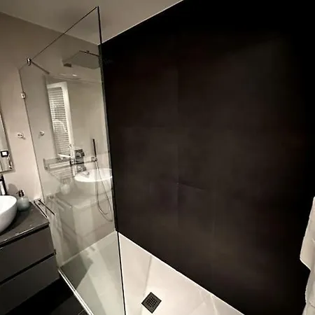 Apartamento Con Parking En Centro De Madrid-chamberi Apartment Madrid