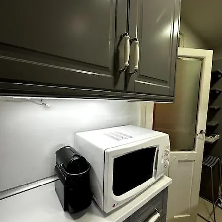 Apartamento Con Parking En Centro De Madrid-chamberi *