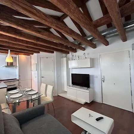 Apartment Emblematic Flat In - Arenal
