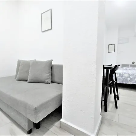 Gz22 Estudio Chamberi Ac Wifi Apartment