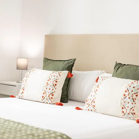Montaber - La Paz Market Apartment *