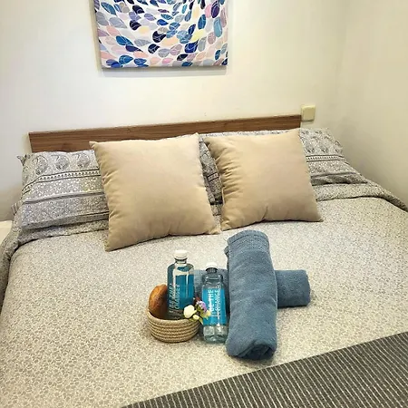 Suki House 1 *
