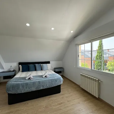 Holiday home Moderna Casa De Lujo Con Jacuzzi En El Jardin *