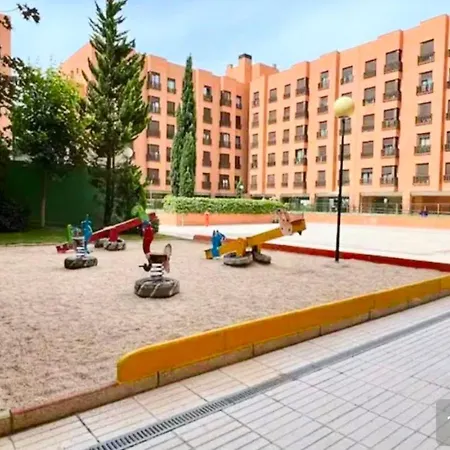 Piso Con Piscina Cerca Del Aeropuerto By Bebalmy Madrid