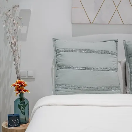 Cozy And Modern-1bedroom 1bathroom-chamberi