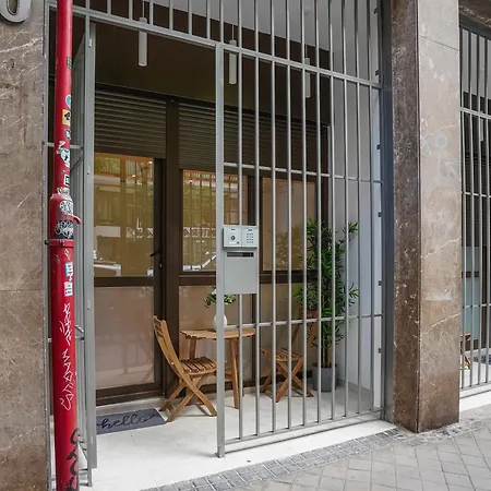 Cozy And Modern-1bedroom 1bathroom-chamberi Apartment Madrid
