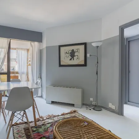 Apartment Bright Apartment-1bedroom 1bath-salamanca