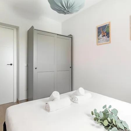 Charming De Vallecas Apartment Madrid