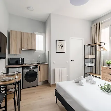Charming De Vallecas Apartment Madrid