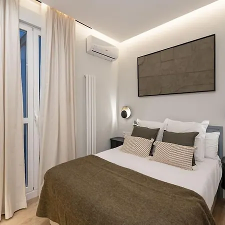 Malasana Viii Calle Jesus Del Valle 3br 3bh Madrid