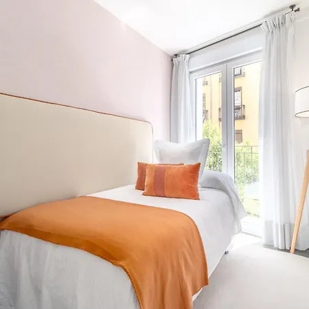 Modern In La Latina For 3 - Vibrant Location Latina Toledo Vii Apartment Madrid