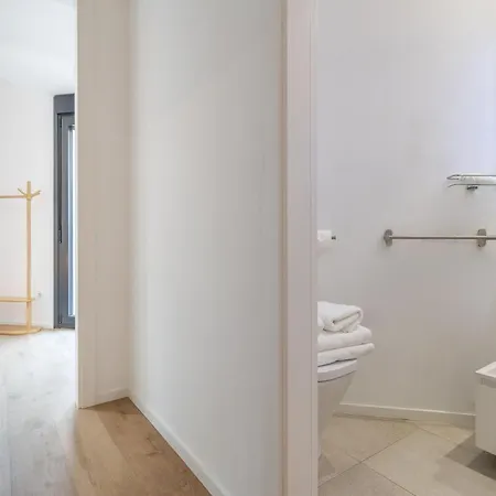 Apartment Stylish Center Retreat For 4 Explore From Espoz Y Mina *