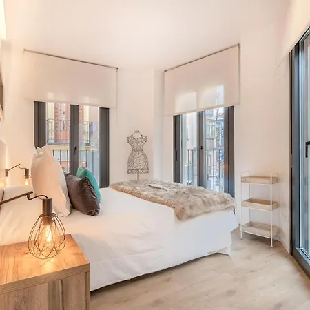 Stylish Center Retreat For 4 Explore From Espoz Y Mina * Madrid