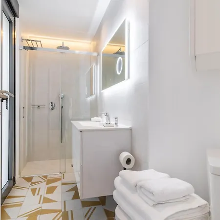 Stylish Center Retreat For 4 Explore From Espoz Y Mina Apartment