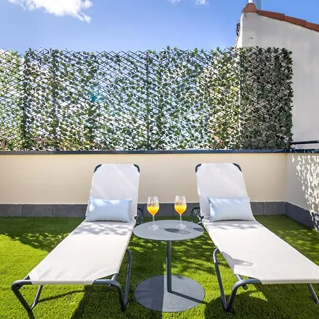 Escape In Trendy Triplex With Terrace In The Heart Of Toledo Atico Ii Madrid