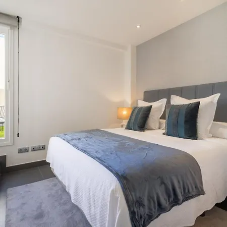 Escape In Trendy Triplex With Terrace In The Heart Of Toledo Atico Ii *