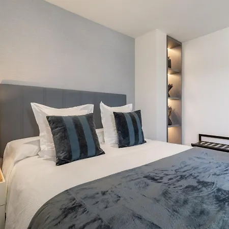 Escape In Trendy Triplex With Terrace In The Heart Of Toledo Atico Ii Apartment Madrid