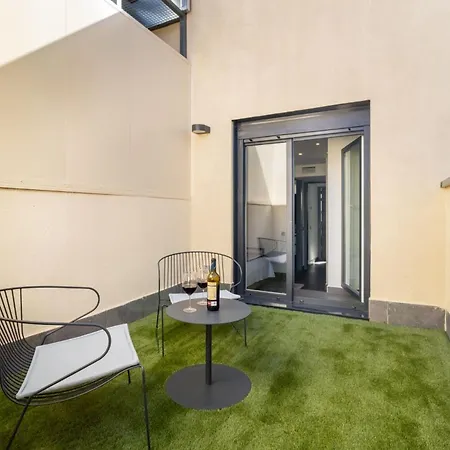 Escape In Trendy Triplex With Terrace In The Heart Of Toledo Atico Ii * Madrid