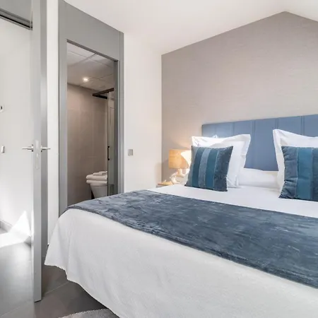 Escape In Trendy Triplex With Terrace In The Heart Of Toledo Atico Ii
