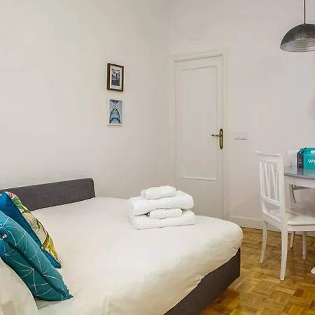 Lovely And Chic 1 Bedroom Next To Atocha