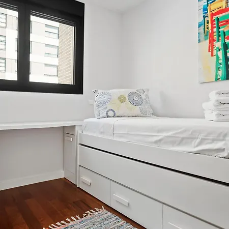 Apartment Modern 2 Bedroom Near Retiro Close To Metro *