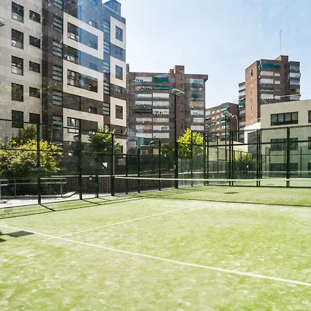 Modern 2 Bedroom Near Retiro Close To Metro Apartment