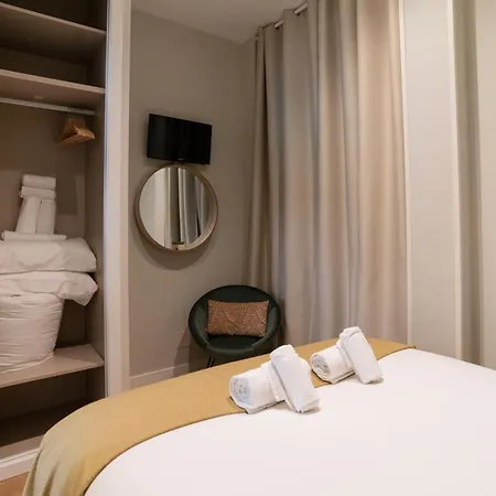 Apartment Bright And Airy 2 Bedroom In *