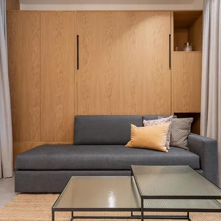 Dobo Homes - H135 * Madrid