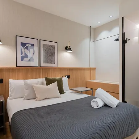 Dobo Homes - H135 Apartment Madrid