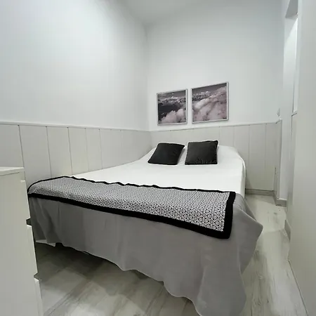 Acogedor Santa Brigida Temporal Apartment Madrid