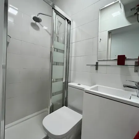 Acogedor Santa Brigida Temporal Apartment Madrid