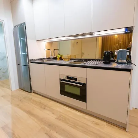 Precioso Piso En Argueelles Apartamento *