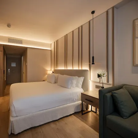 H10 Puerta De Alcala 4* Madryt