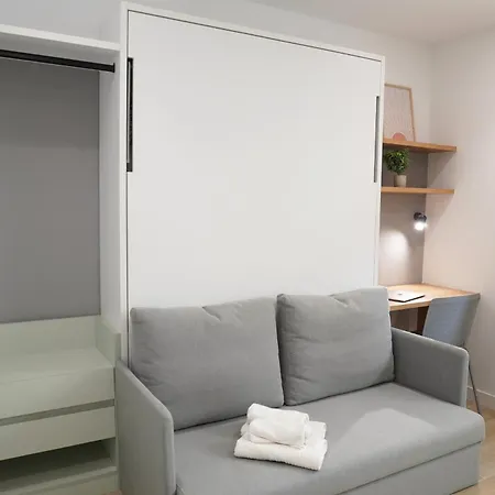 Duke Vallehermoso Apartamento *