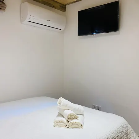 Modern Iii In Appartamento