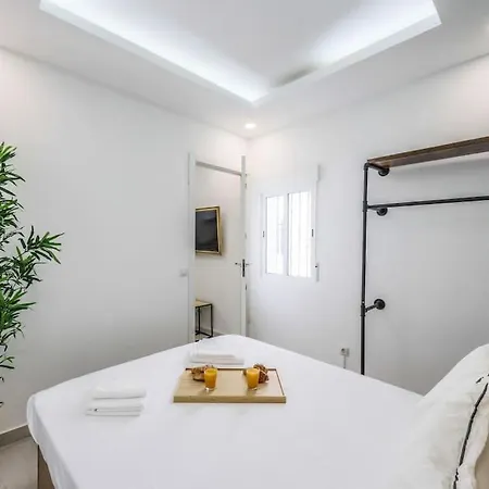 Luxe In Tetuan Madrid