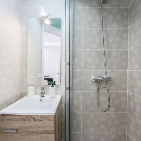 Luxe In Tetuan * Madrid