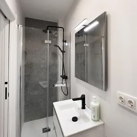 Apartment Mila I Local Rentss San Sebastian