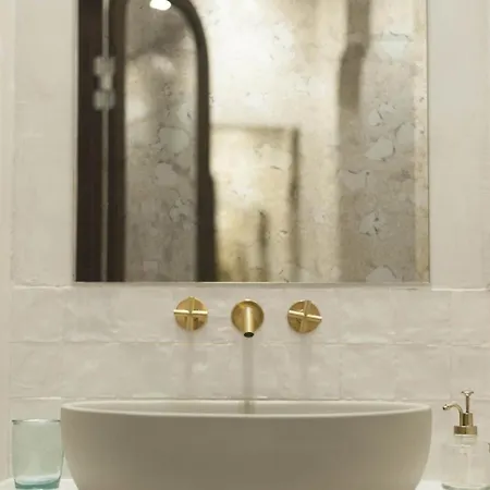 Elegant Neptuno-cortes For 2 People Apartment *