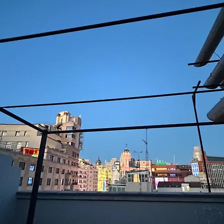 Penthouse View Apartment *