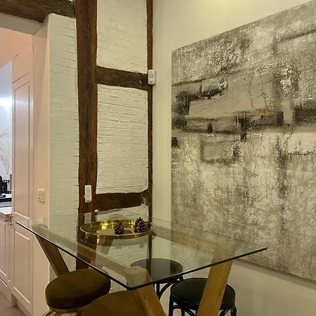 Loft8 Plaza Mayor Apartment *