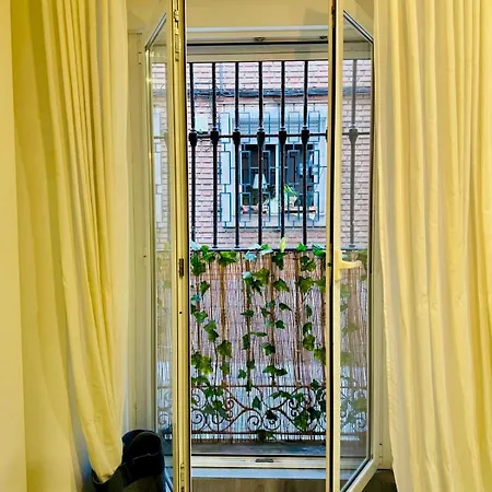 Dianthus House Apartment Madrid