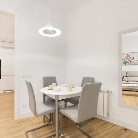 Piso En El Corazon De Apartment Madrid