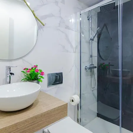 Cerca De Plaza Tirso De Molina Apartment
