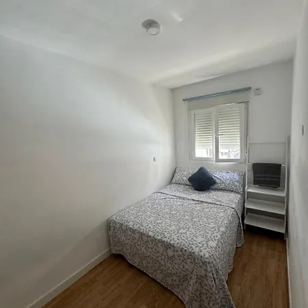 Guest house Habitacion Con Bano Compartido Madrid