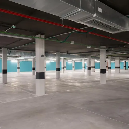 Loft Reformado Industrial Con Garaje * Madrid