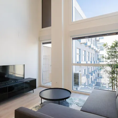 Loft Reformado Industrial Con Garaje Apartment *